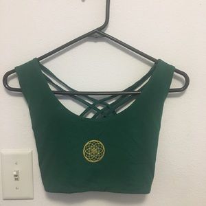 Criss cross back yoga bra / sports bra